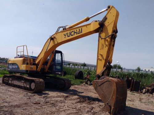 内蒙古出售转让二手10000小时2010年玉柴YC230LC挖掘机