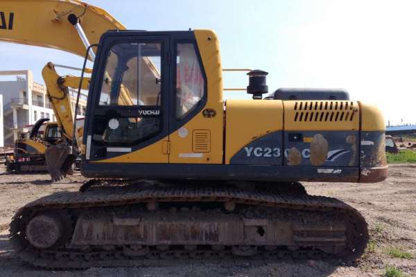 内蒙古出售转让二手10000小时2010年玉柴YC230LC挖掘机
