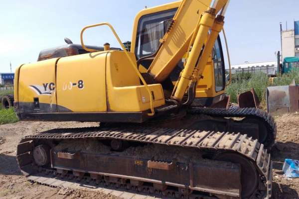 内蒙古出售转让二手12000小时2009年玉柴YC135挖掘机