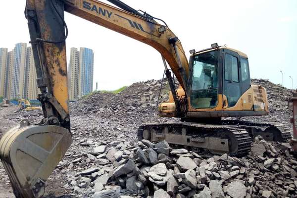 四川出售转让二手7006小时2011年三一重工SY135挖掘机