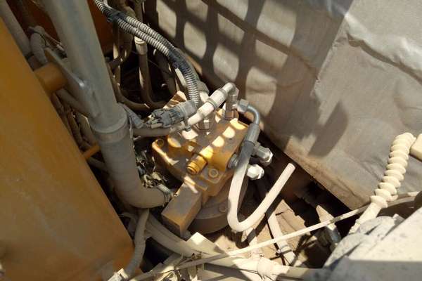 山西出售转让二手1000小时2015年临工LG660E挖掘机