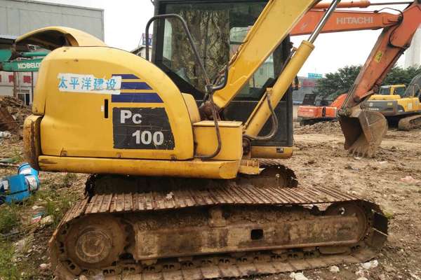 安徽出售转让二手11000小时2011年小松PC70挖掘机