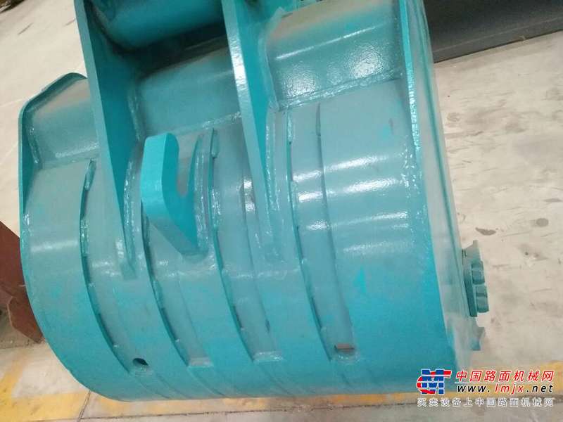 辽宁出售转让二手1小时2017年黑猫8085挖掘机