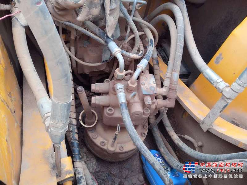 云南出售转让二手5328小时2014年龙工LG6225挖掘机