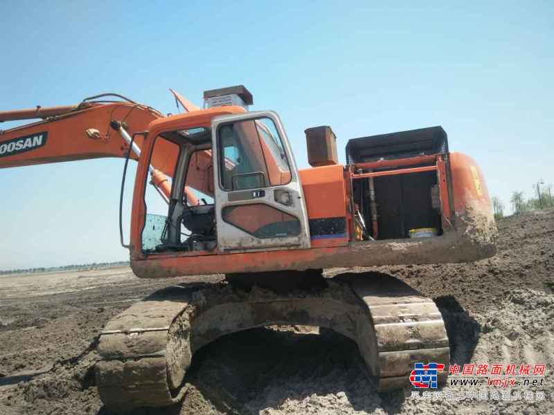 宁夏出售转让二手19000小时2009年斗山DH225挖掘机