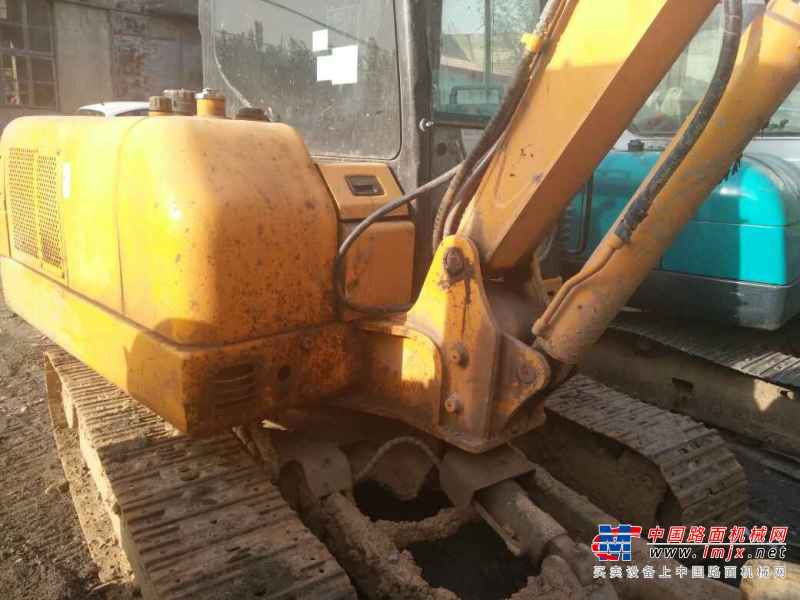 辽宁出售转让二手8000小时2011年龙工LG6065挖掘机
