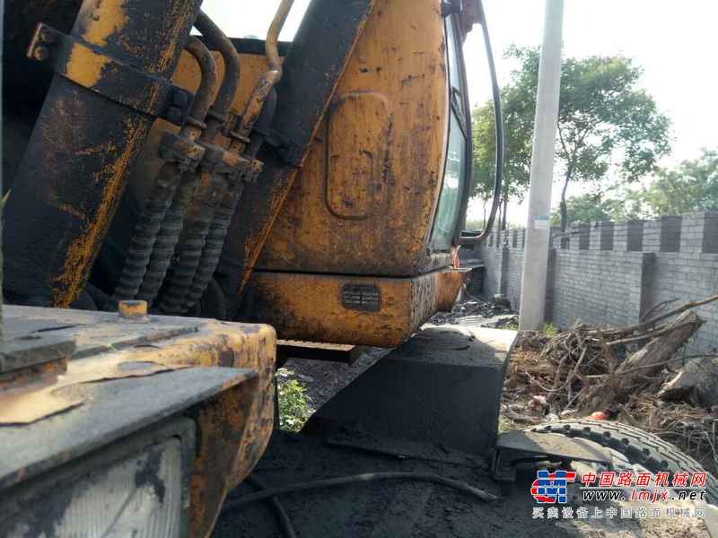 山西出售转让二手9500小时2008年现代轮挖R210W挖掘机