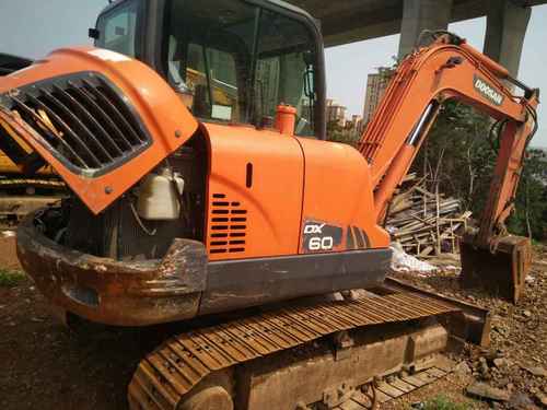 辽宁出售转让二手3500小时2011年斗山DX60挖掘机