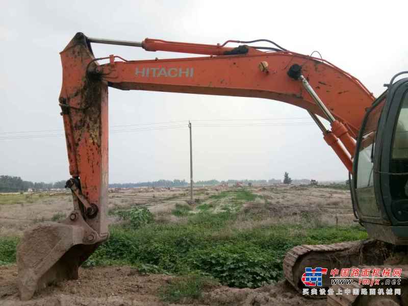 山东出售转让二手11000小时2010年日立ZX200挖掘机
