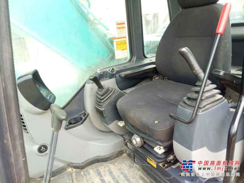 陕西出售转让二手3500小时2014年神钢SK260LC挖掘机
