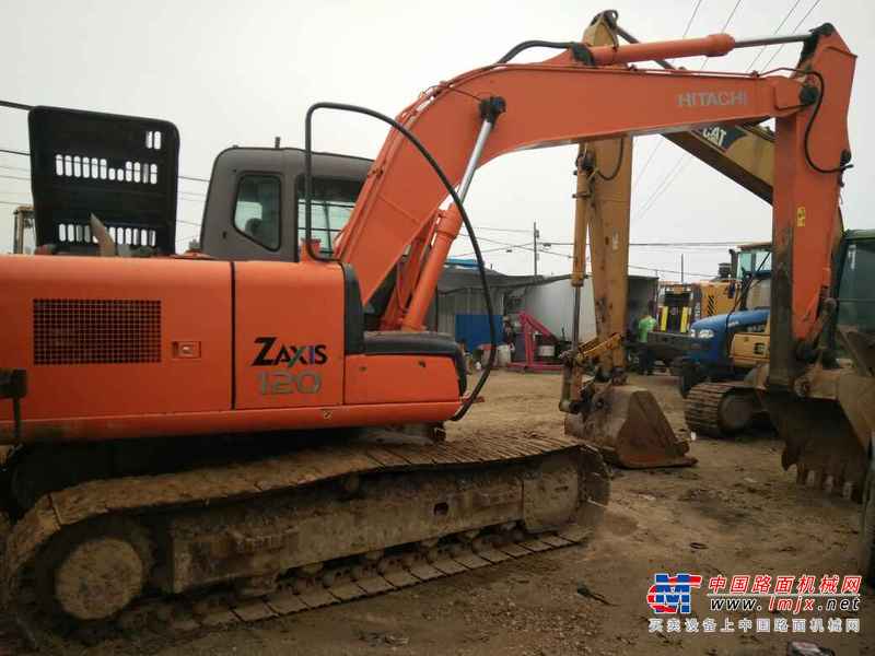 辽宁出售转让二手5600小时2011年日立ZX120挖掘机
