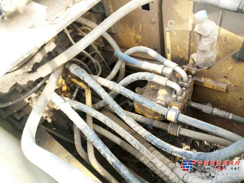 河北出售转让二手8900小时2010年小松PC210挖掘机