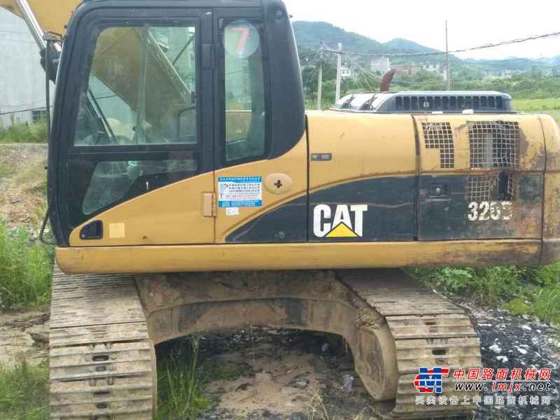 江西出售转让二手8500小时2010年卡特彼勒320D挖掘机