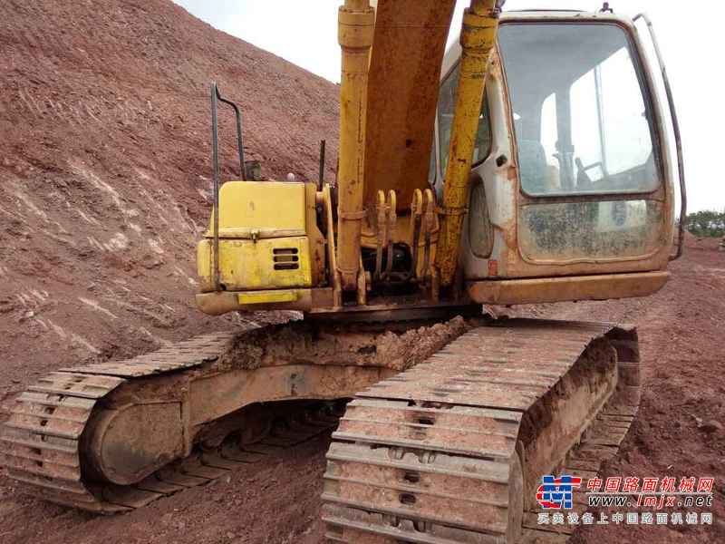 江西出售转让二手18000小时2005年住友SH200A3挖掘机