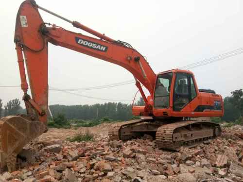 山东出售转让二手5000小时2010年斗山DH225LC挖掘机