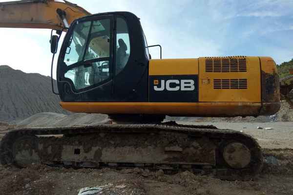 江西出售转让二手10000小时2011年JCBJS220LC挖掘机