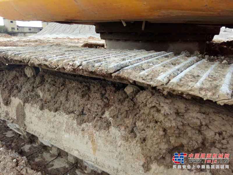 江西出售转让二手10000小时2011年JCBJS220LC挖掘机