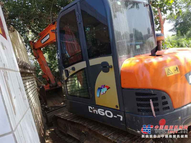 宁夏出售转让二手5200小时2011年斗山DH60挖掘机