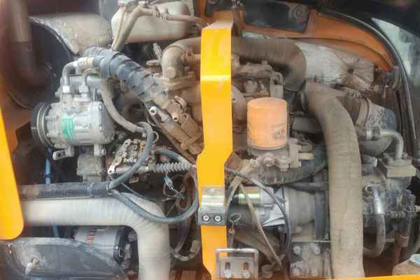 山东出售转让二手6000小时2013年JCB8061挖掘机