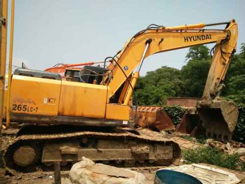 辽宁出售转让二手10000小时2010年现代R225挖掘机
