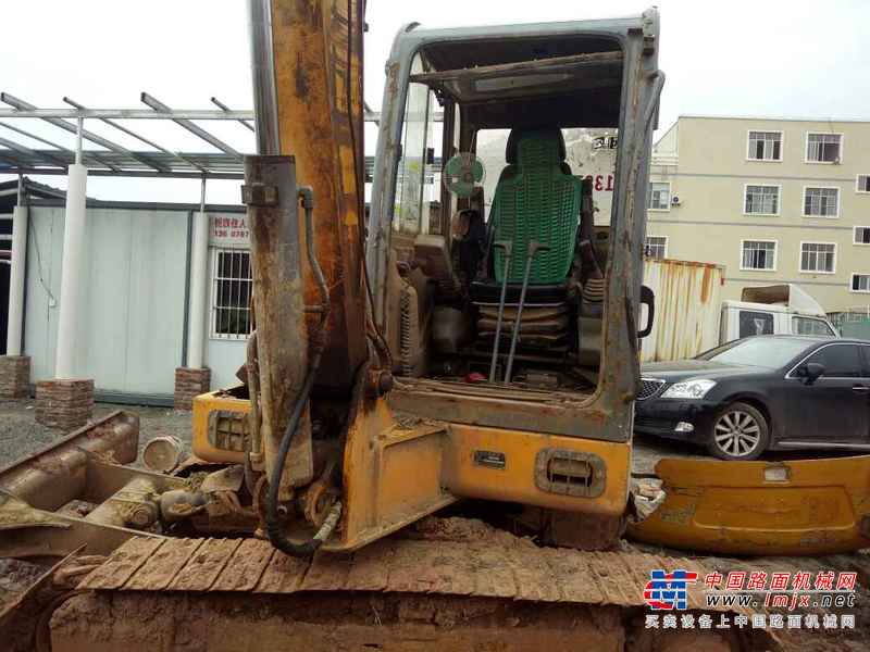 江西出售转让二手11000小时2011年徐工XE60挖掘机