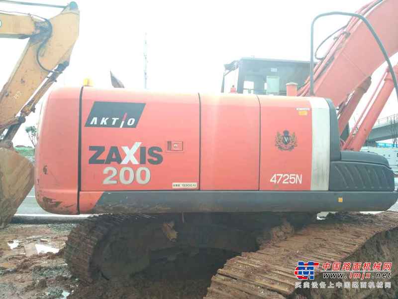 江西出售转让二手8600小时2010年日立ZX200挖掘机