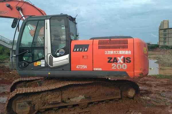 江西出售转让二手8600小时2010年日立ZX200挖掘机