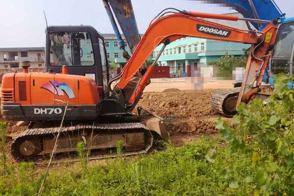 山东出售转让二手3800小时2015年斗山DH55挖掘机