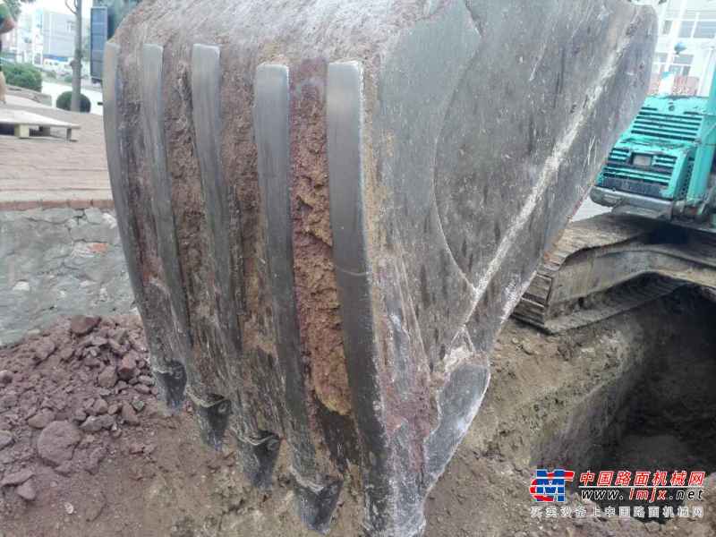 辽宁出售转让二手10000小时2005年神钢SK120挖掘机