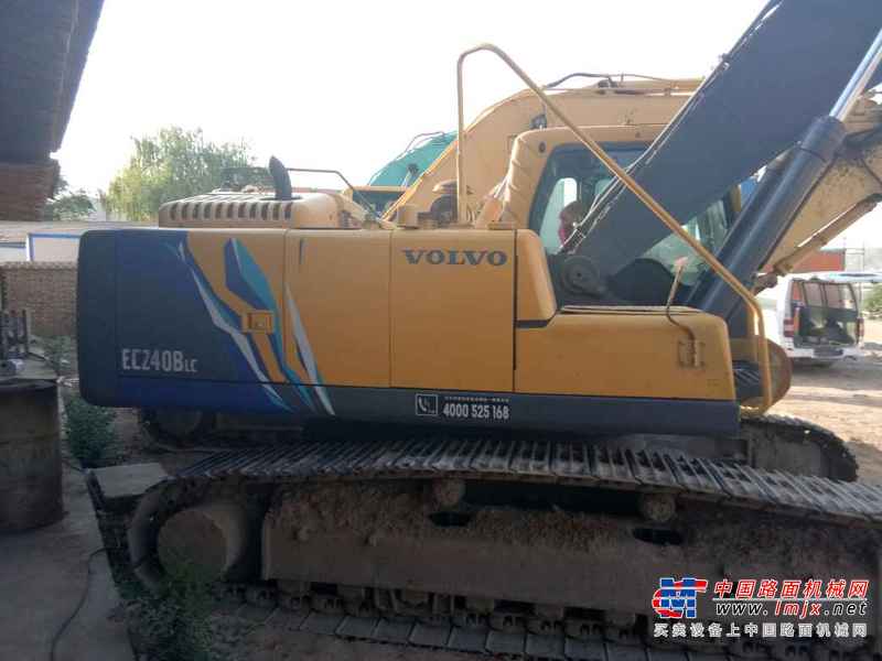 甘肃出售转让二手6000小时2011年沃尔沃EC240BLC挖掘机