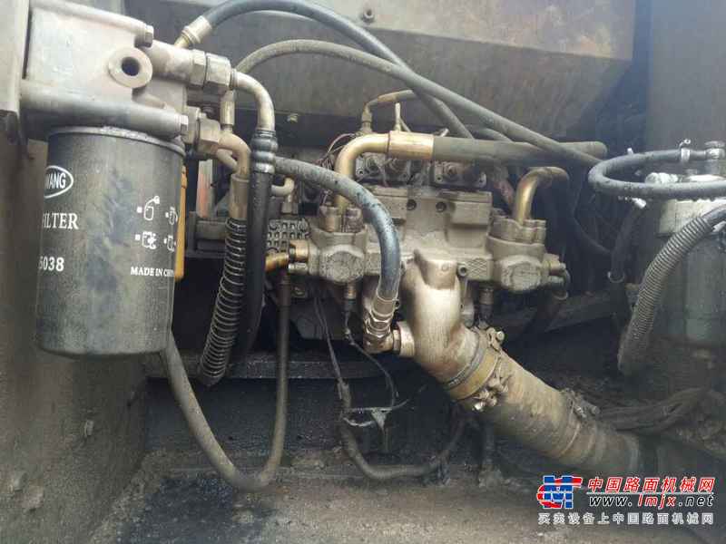 云南出售转让二手8963小时2010年日立ZX250K挖掘机