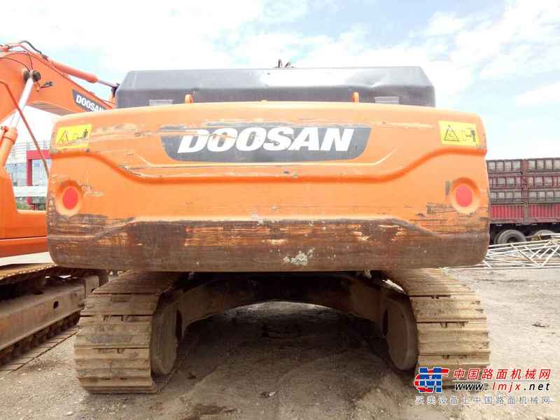 宁夏出售转让二手4000小时2013年斗山DX380LC挖掘机