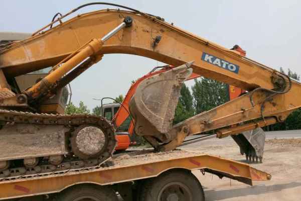 山东出售转让二手8000小时2010年加藤HD1023III挖掘机