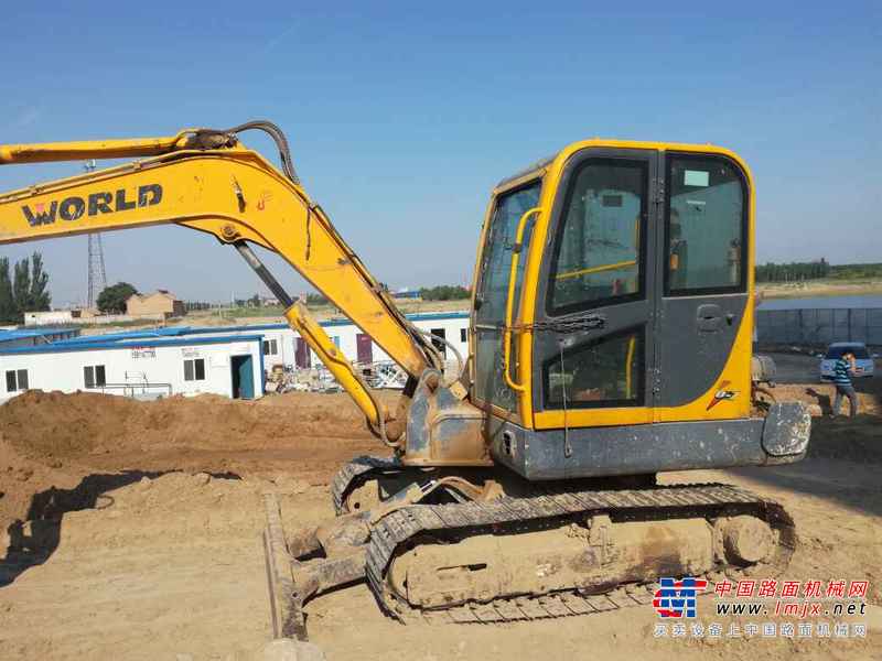 宁夏出售转让二手6900小时2011年沃得重工W260挖掘机