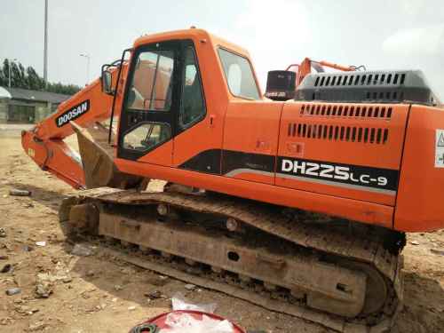 辽宁出售转让二手8000小时2010年斗山DH225LC挖掘机