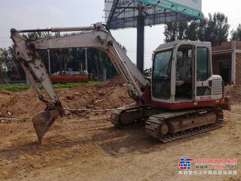 山东出售转让二手8000小时2013年竹内TB175C挖掘机