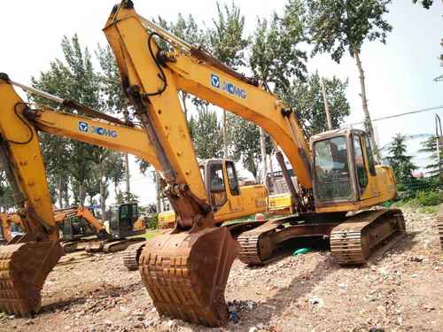 山东出售转让二手7800小时2012年徐工XE215C挖掘机