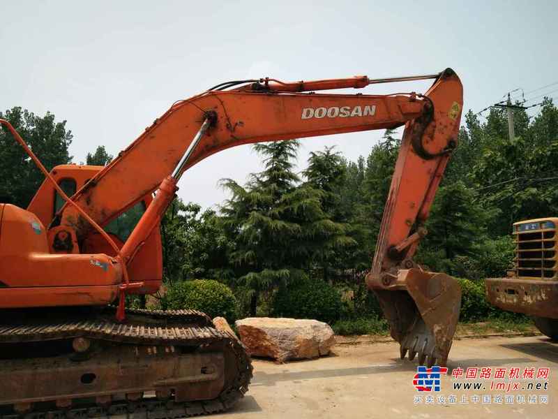 山东出售转让二手15000小时2007年斗山DH220LC挖掘机
