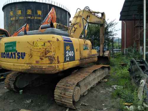 重庆出售转让二手8000小时2010年小松PC240挖掘机
