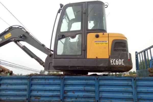 宁夏出售转让二手8000小时2012年沃尔沃EC60C挖掘机