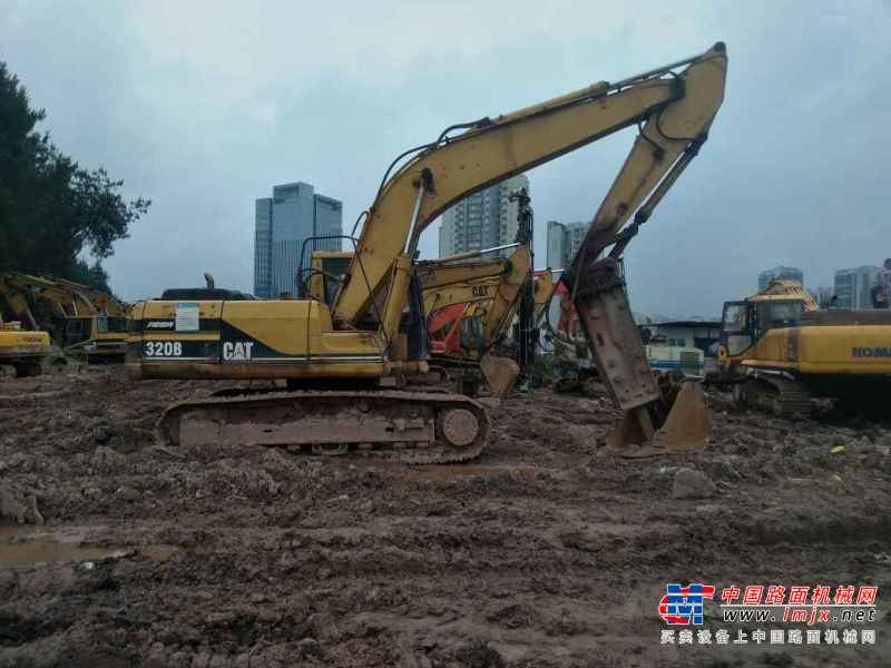 重庆出售转让二手19000小时2004年卡特彼勒320B挖掘机