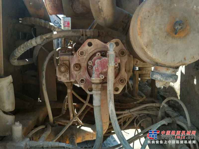 河北出售转让二手18000小时2005年现代R220LC挖掘机