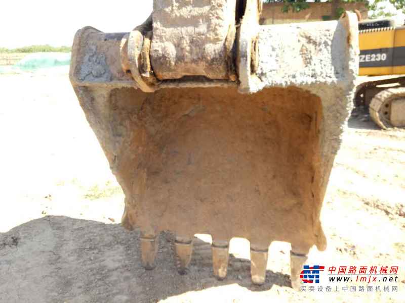 陕西出售转让二手10200小时2005年小松PC220挖掘机
