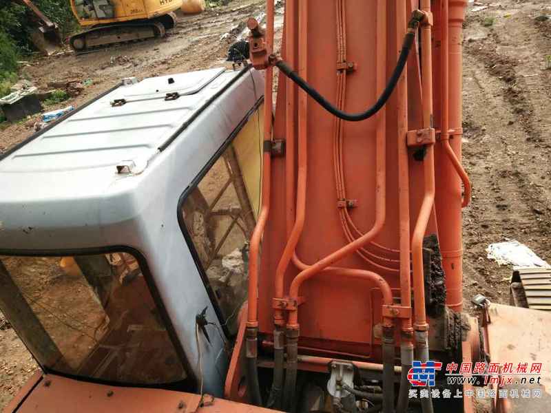 山东出售转让二手15000小时2003年日立EX300挖掘机