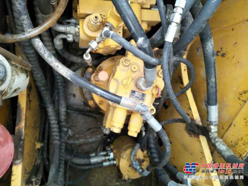 重庆出售转让二手8000小时2011年厦工XG815LC挖掘机
