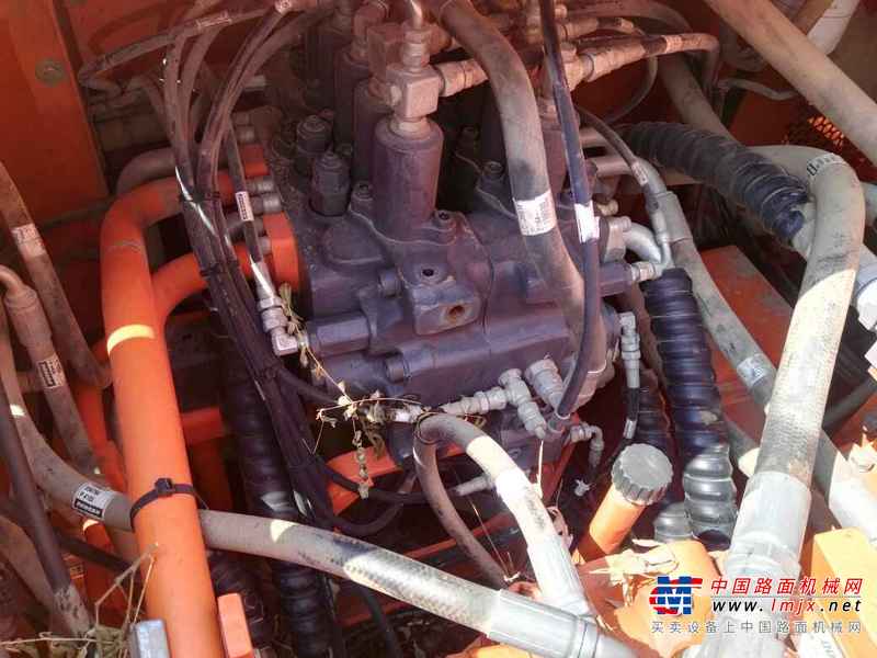 山西出售转让二手3200小时2013年斗山轮挖DH210W挖掘机