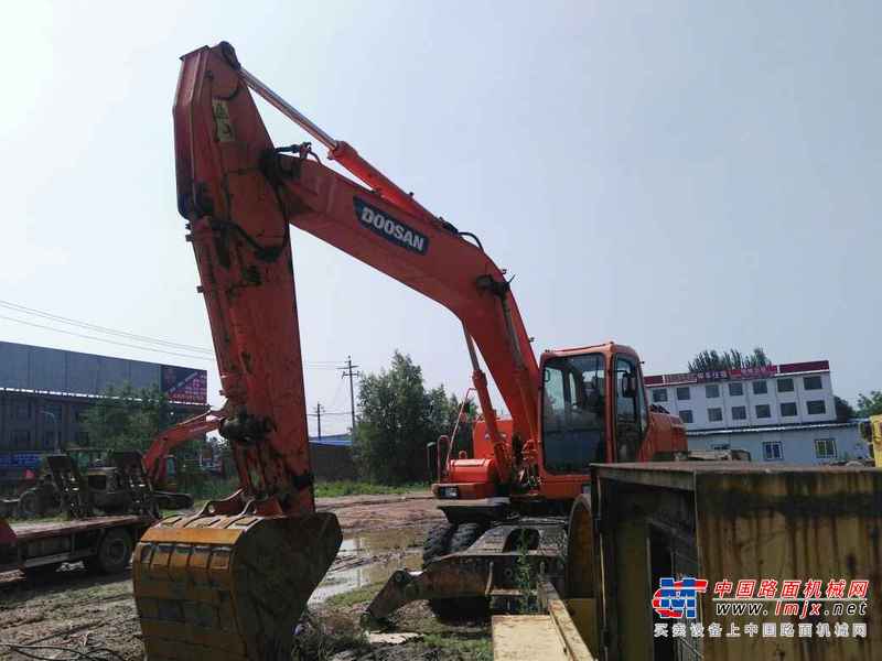 山西出售转让二手3200小时2013年斗山轮挖DH210W挖掘机
