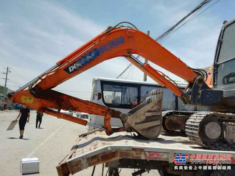 宁夏出售转让二手4800小时2013年斗山DX60挖掘机