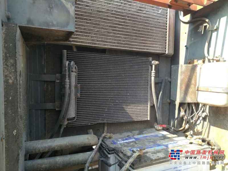 山东出售转让二手15000小时2003年日立ZX200挖掘机