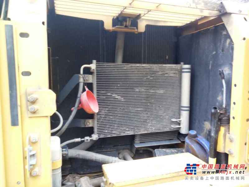 辽宁出售转让二手10000小时2008年小松PC240LC挖掘机